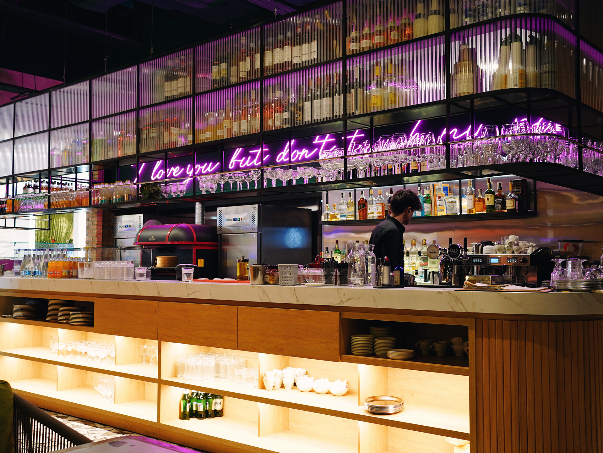 帕尔马干酪餐厅丨Sergiy Sarana等6人-38