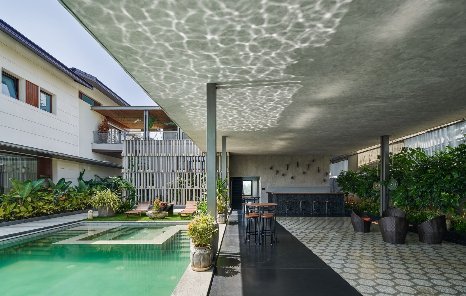 班加罗尔拥抱开放空间与绿植的周末住宅丨印度班加罗尔丨班加罗尔Shilpa Sambargi Architects-18