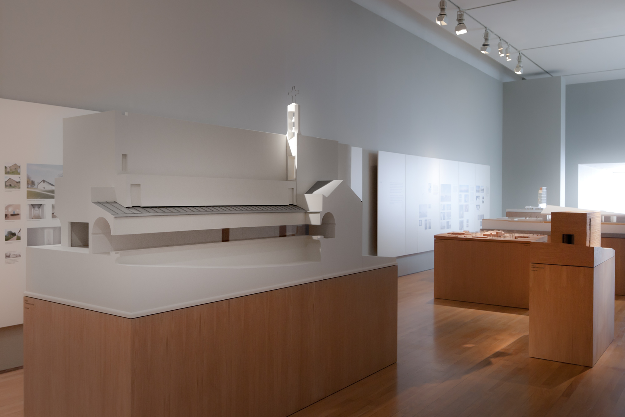 Plain Space Exhibition-3