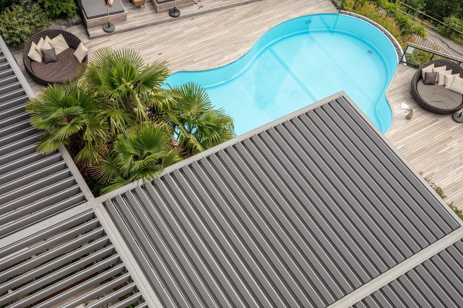 意大利古堡酒店的现代绿意空间-15