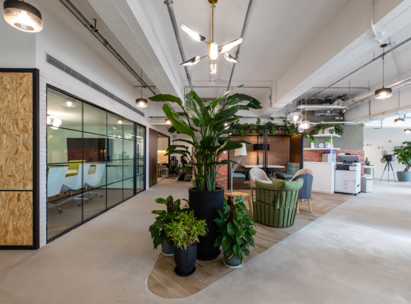 A Look Inside Colonial Warehouse Office Building in Minneapolis - Officelovin'-6