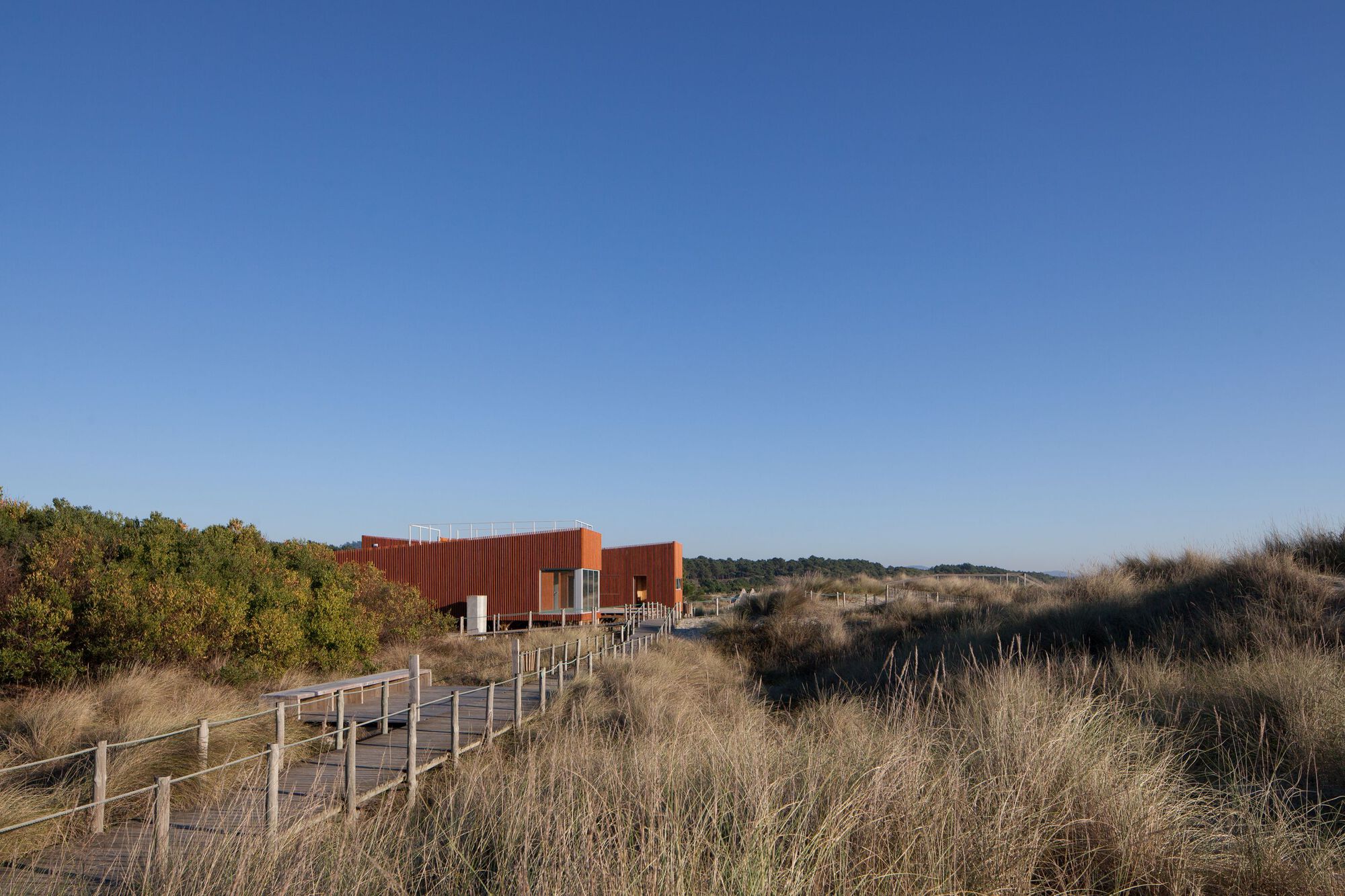 Support Center for Sports Activities / Branco Cavaleiro Architects-47