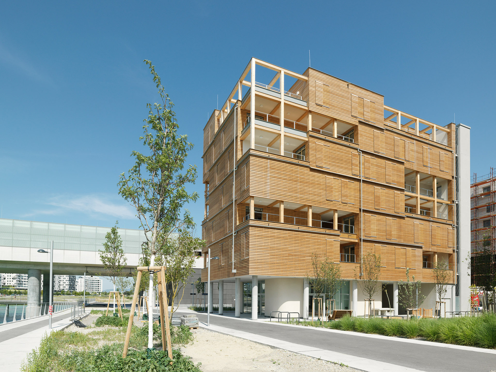 塞博根湖畔公寓论坛丨奥地利维也纳丨heri&salli-26