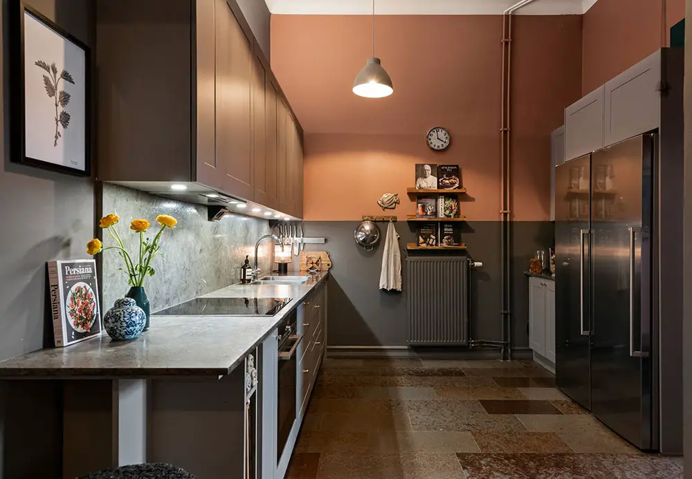 瑞典斯德哥尔摩现代彩色公寓设计-14