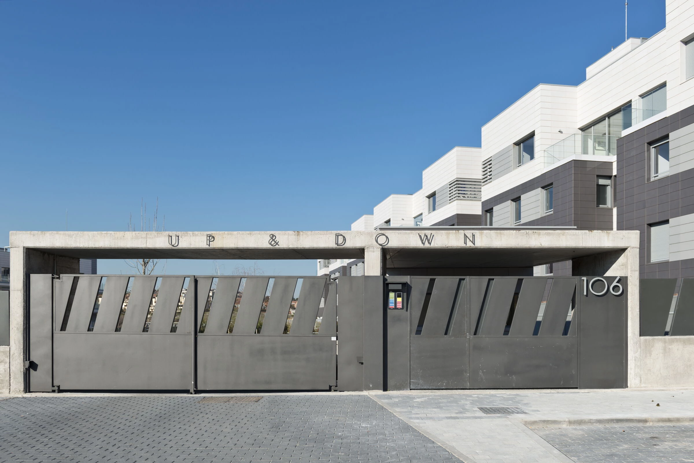 马德里四层高私密公寓丨西班牙马德里丨APARICIO Y ASOCIADOS ARQUITECTOS-12