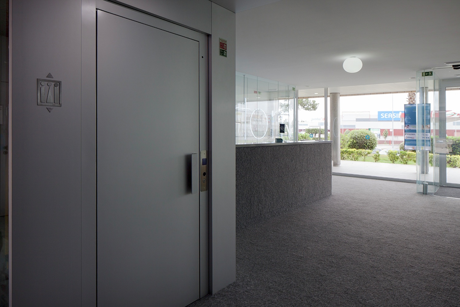 葡萄牙牙科诊所设计 | 个性化的医疗环境-36