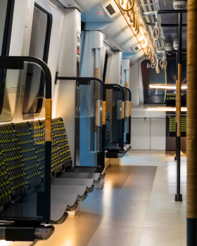 新北市捷运环状线车厢改造（Moving Craft）丨柏成设计（JC. Architecture & Design）