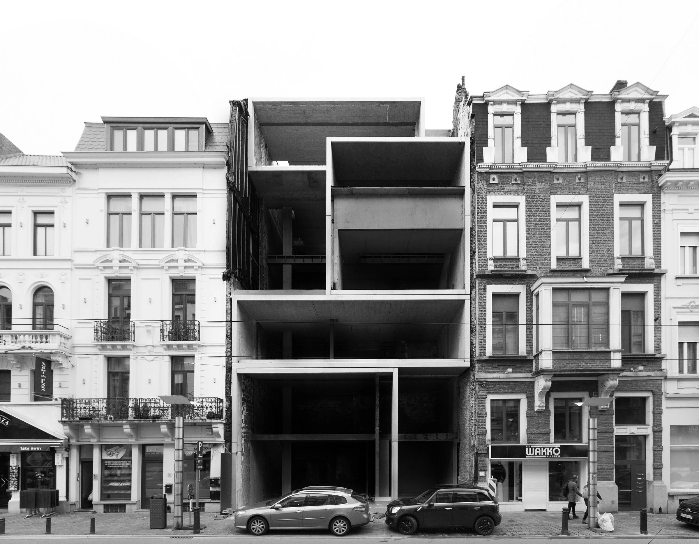 比利时黄金比例建筑——融入历史的奢华公寓与商店-33