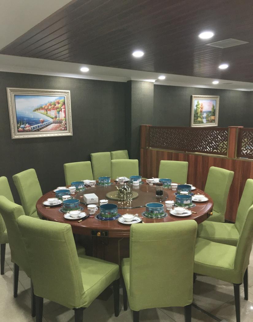 
呼市锡林小镇时尚涮都餐饮设计 -7