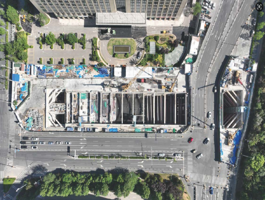 中铁设计承担设计的济南轨道交通7号线一期工程奥体东路站主体结构全面封顶-3