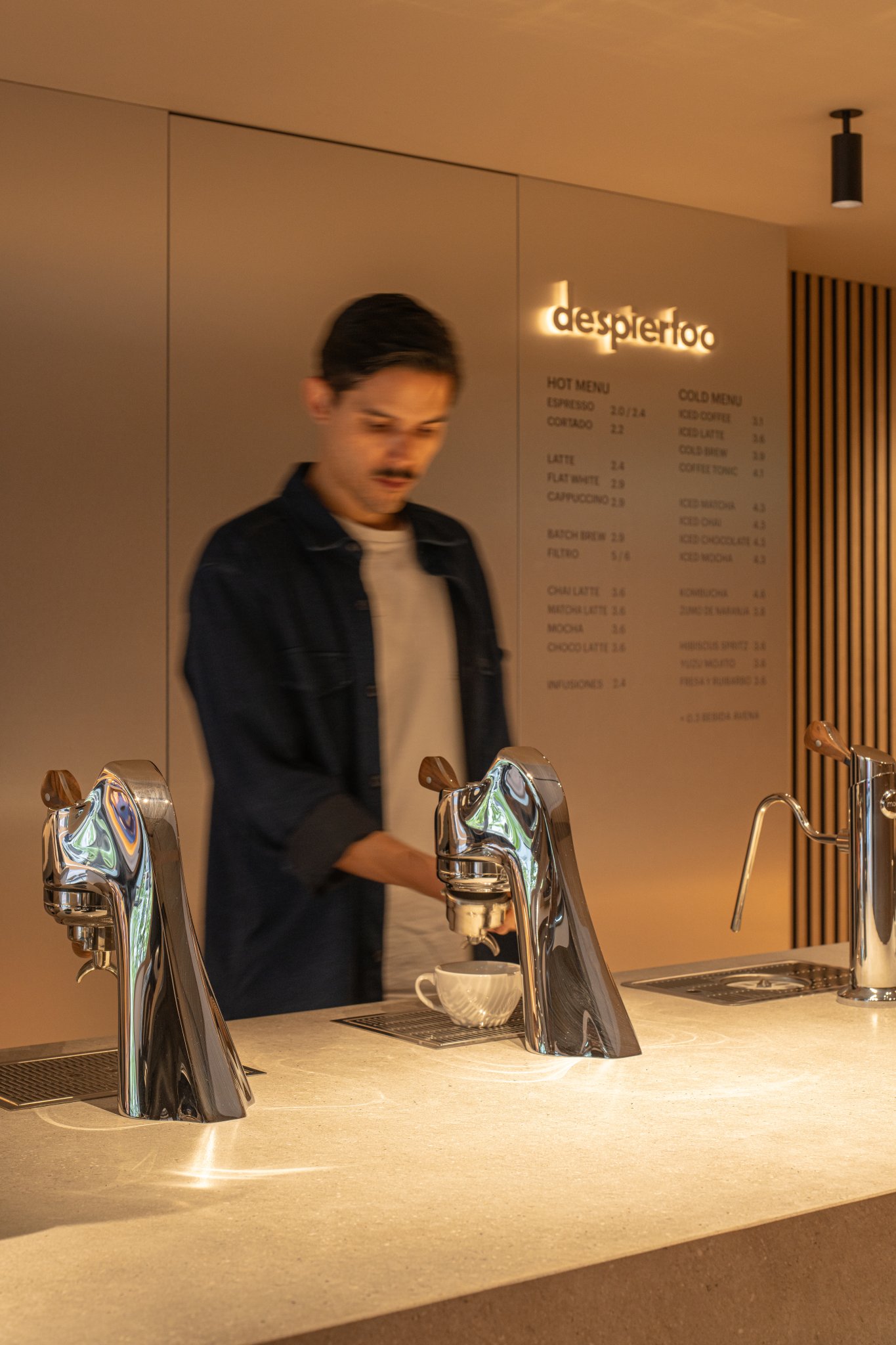 Despiertoo Specialty Coffee空间设计丨西班牙格拉纳达丨SALTO-17