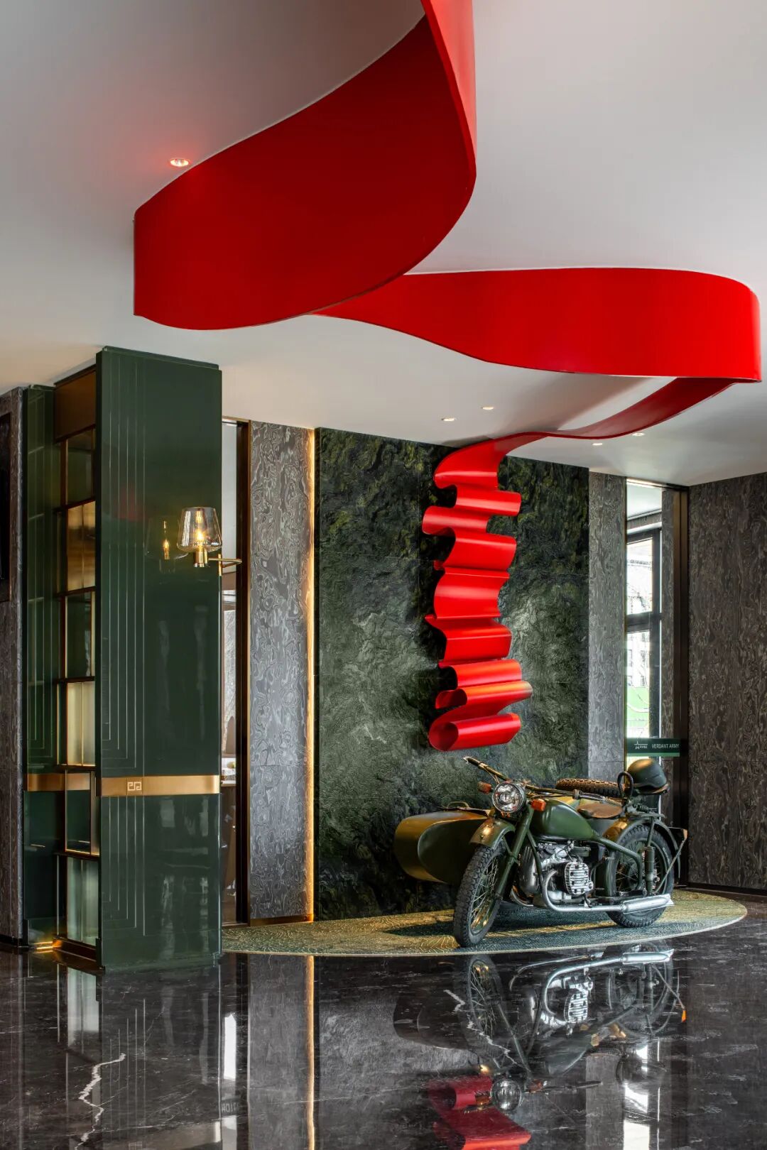 JDKJDesign｜北京·軍中綠花酒店：科技象徵美學與軍旅情懷的交融-3