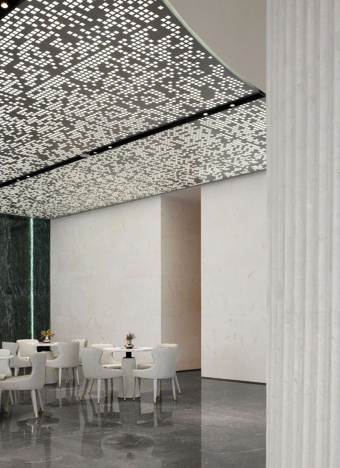 首发｜涵冰：无际，那是宛如瑰宝的海面｜中梁首府-34