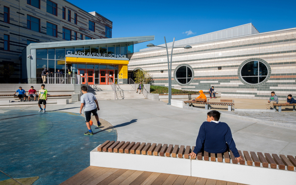 克拉克大街中学-9