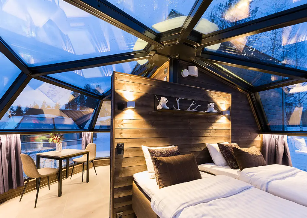 芬兰拉普兰的玻璃穹顶冰屋 | 欣赏星空与极光的绝佳之地-3