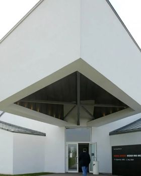 维特拉设计博物馆丨德国丨弗兰克盖里（Frank Gehry）