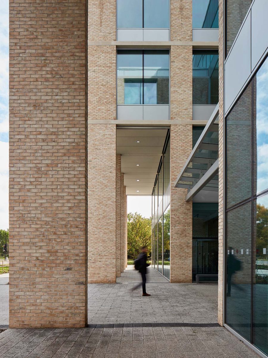 可持续建筑策略的重要性与其对未来的影响 -0