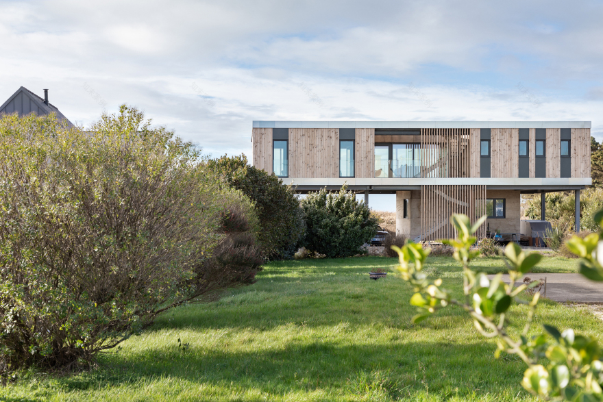 悬浮海景别墅,简约优雅的法式海景之家-25