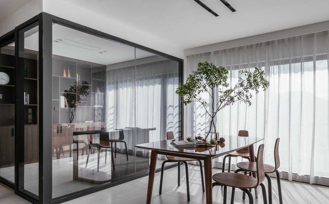 独居极简，游戏主管的舒适生活空间-16