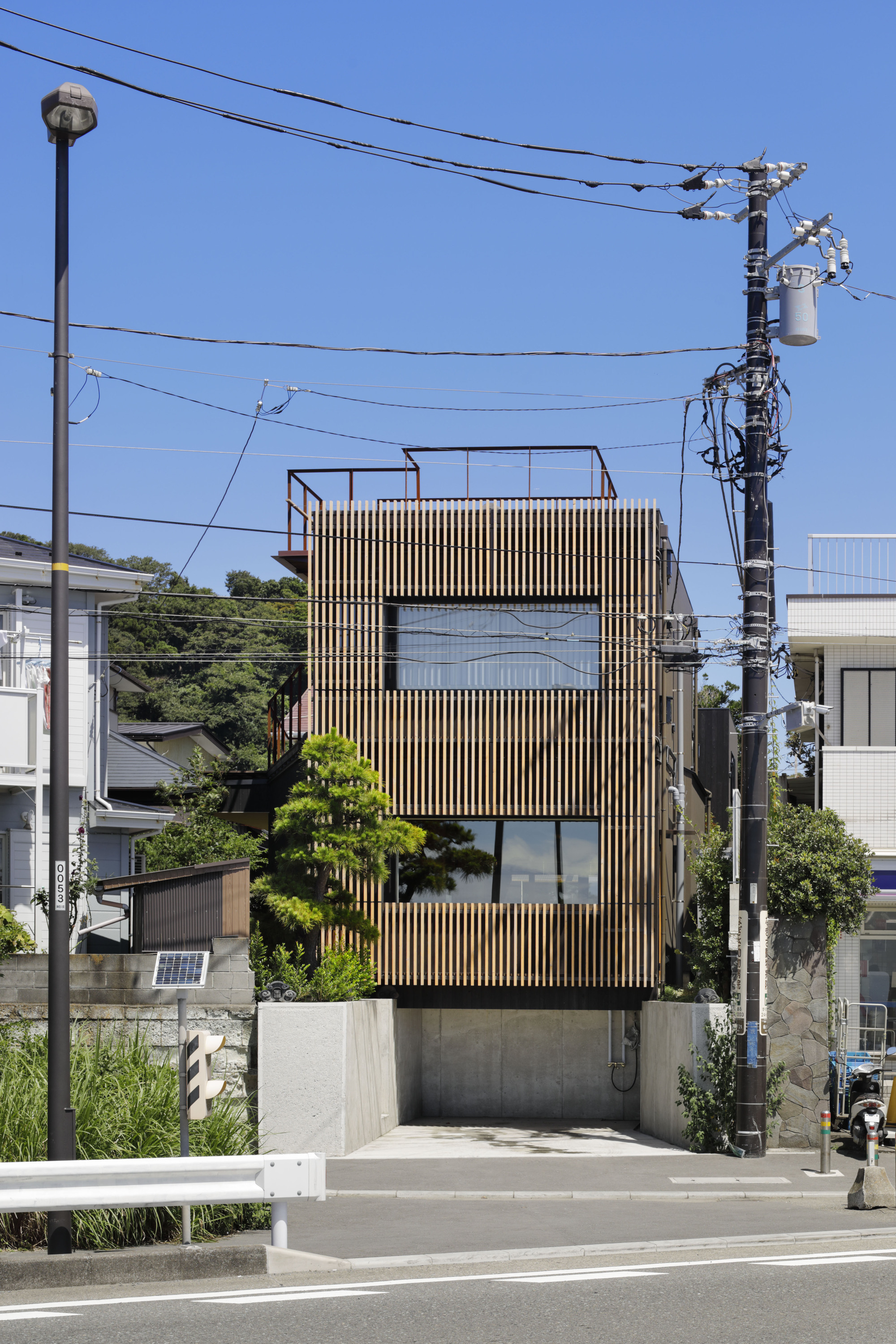 Modern Ryokan Kishi-ke Guest House / G architects studio-27