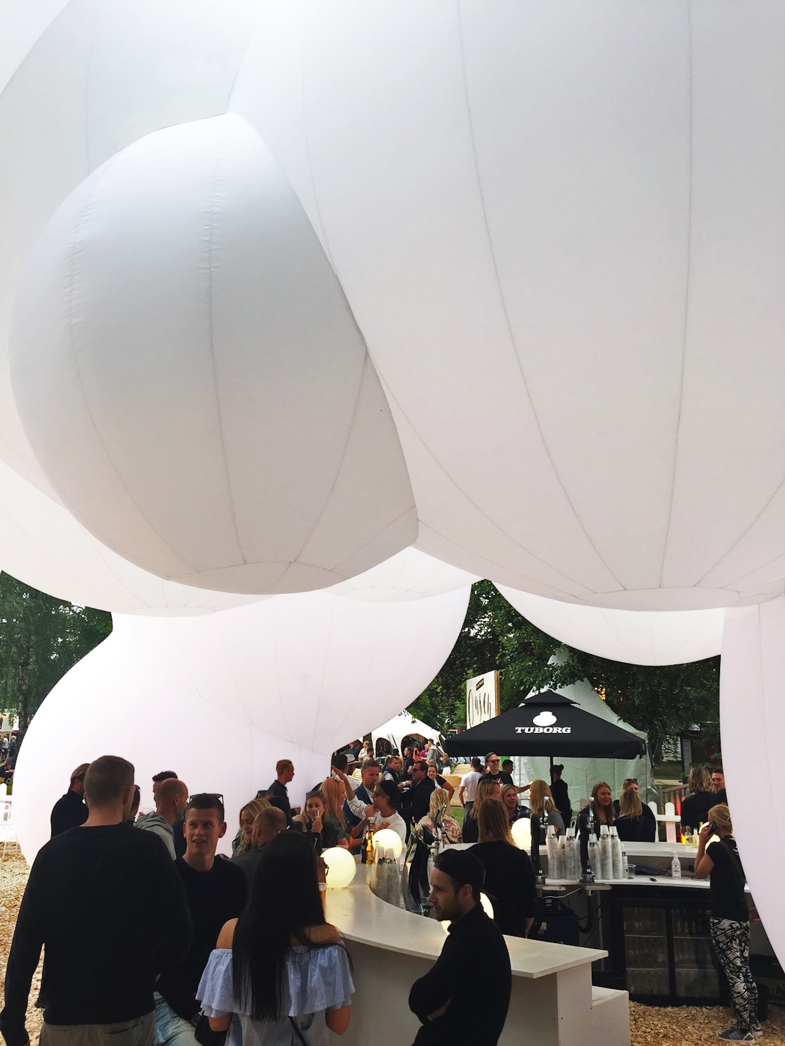 可移动的棉花糖云亭装置(SKUM Pavilion)-8