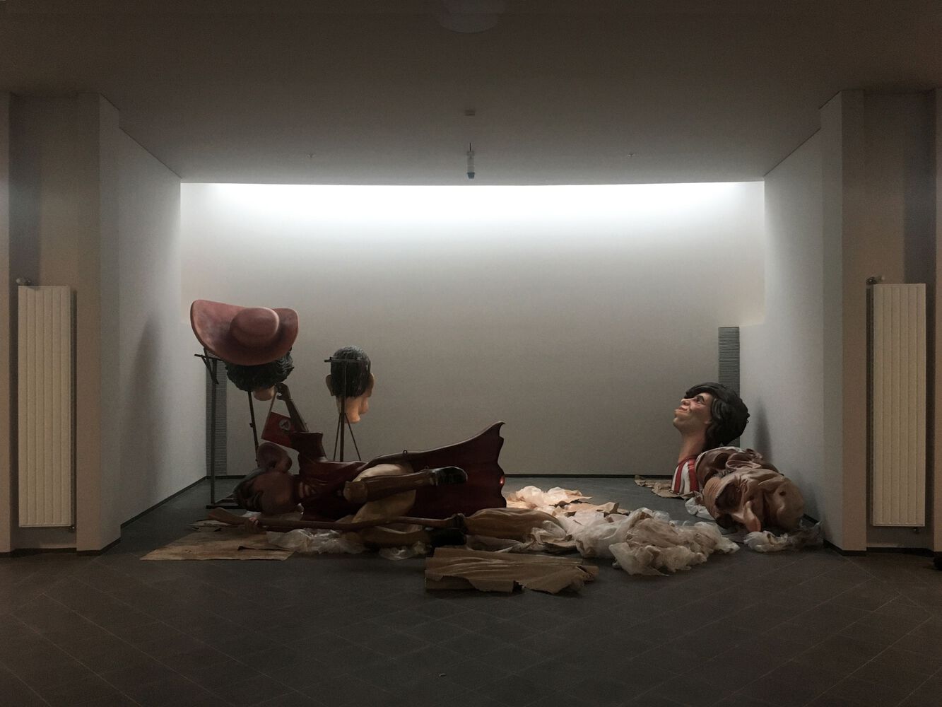 托雷斯韦德拉斯狂欢节艺术中心丨葡萄牙丨José Neves-34