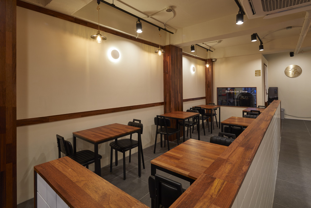 "白色与木质，打造温馨舒适的 24 平米小空间"-8