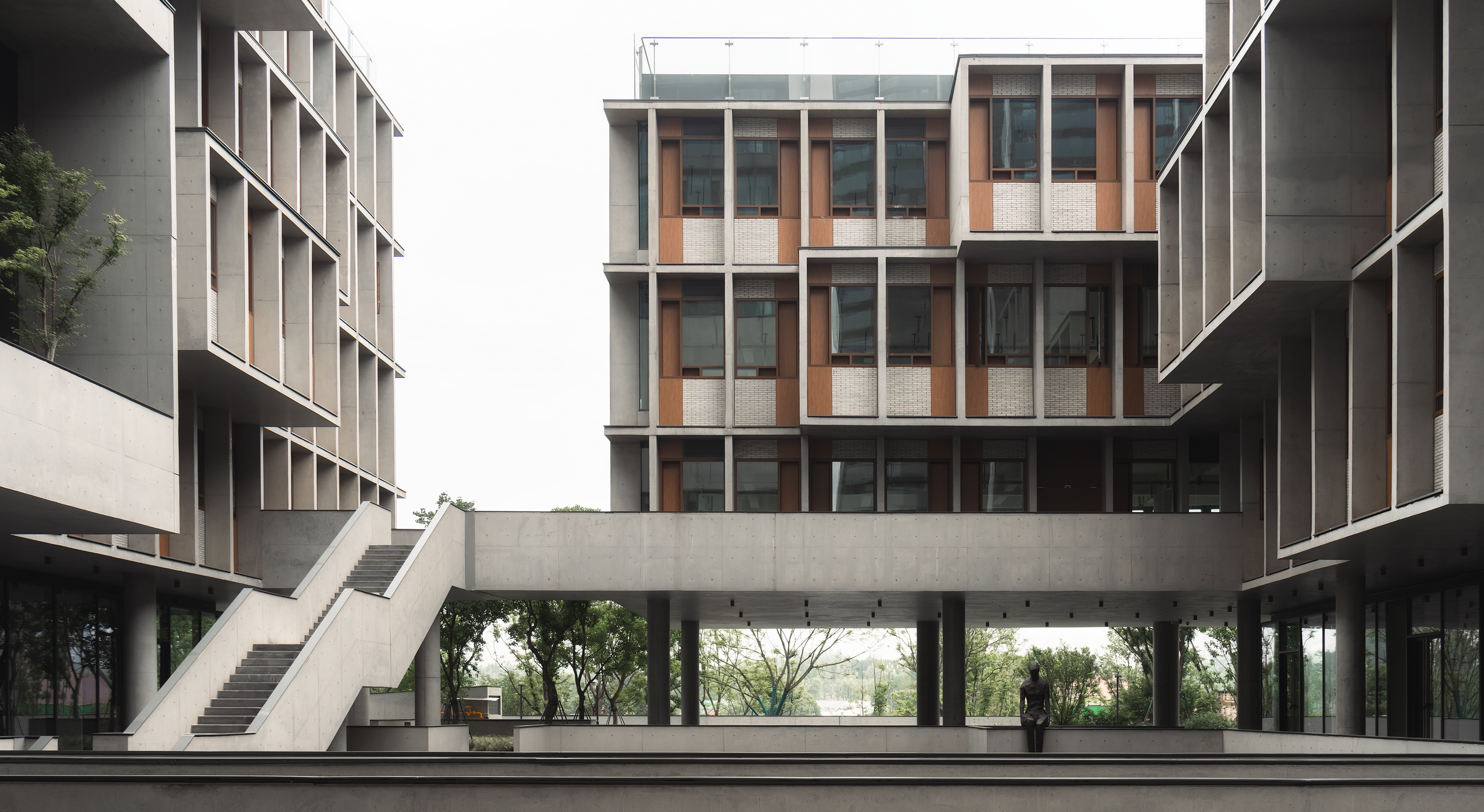 成都麓湖漂浮总部办公楼丨中国成都丨直向建筑-7