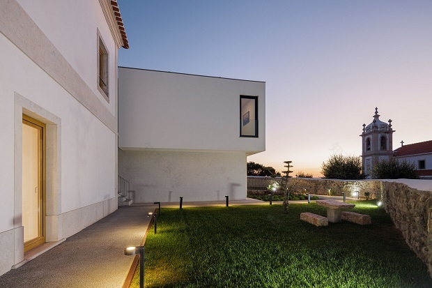 葡萄牙蒙特拉瓦尔某建筑翻新项目丨Esquissos建筑事务所-14