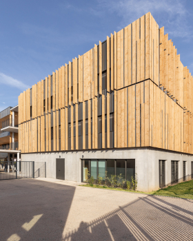 Port Marianne 中学丨法国蒙彼利埃丨A+Architecture 和 AMG Architectes