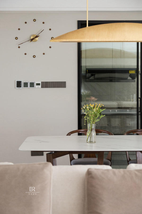 现代精致风四居室 · 融创江南融府的时尚生活空间丨兄弟装饰-13