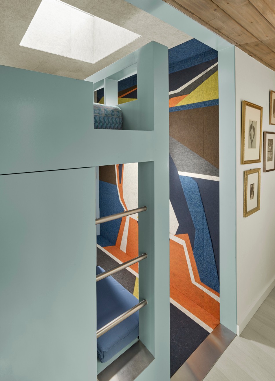 旧金山现代 Box 盒子收纳储藏四居室微型公寓-10