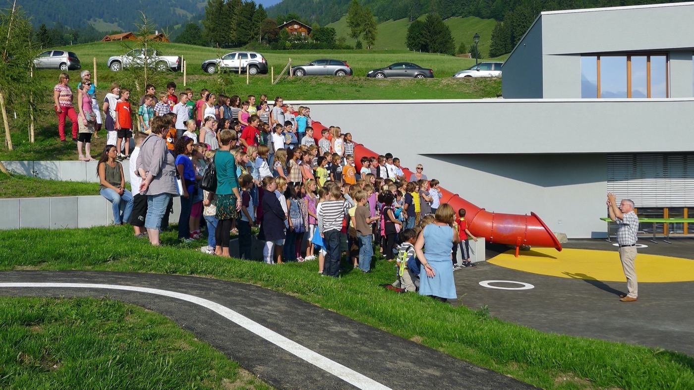 瑞士 Estavannens 学校庭院景观设计丨VWA-6