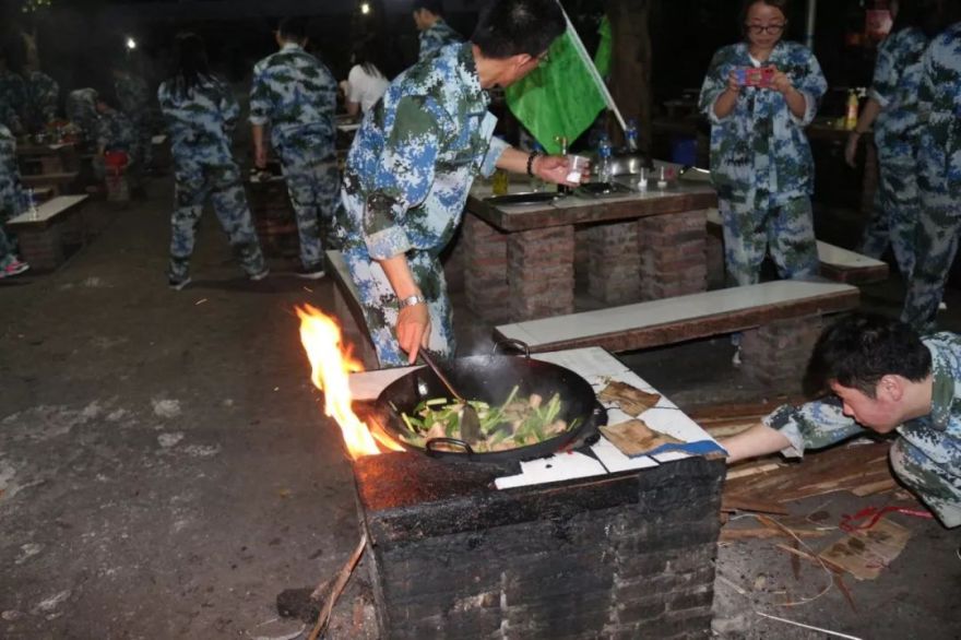 广州钛马赫别墅家装“潜能”拓展训练-81