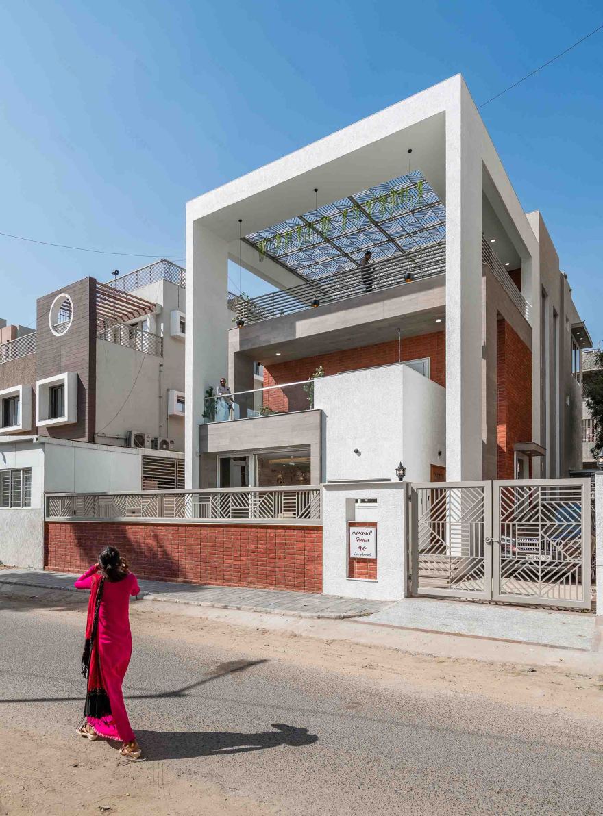 那所带阴影的房子丨印度丨AR. PRASHANT PARMAR-24