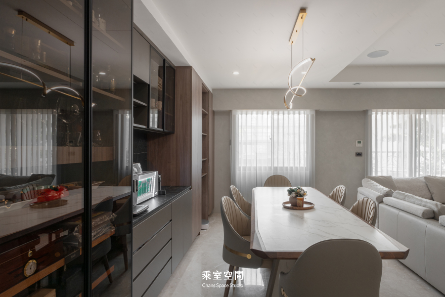 屋齡17年全室翻新|克里翁大樓丨中国高雄丨乘式空間-9