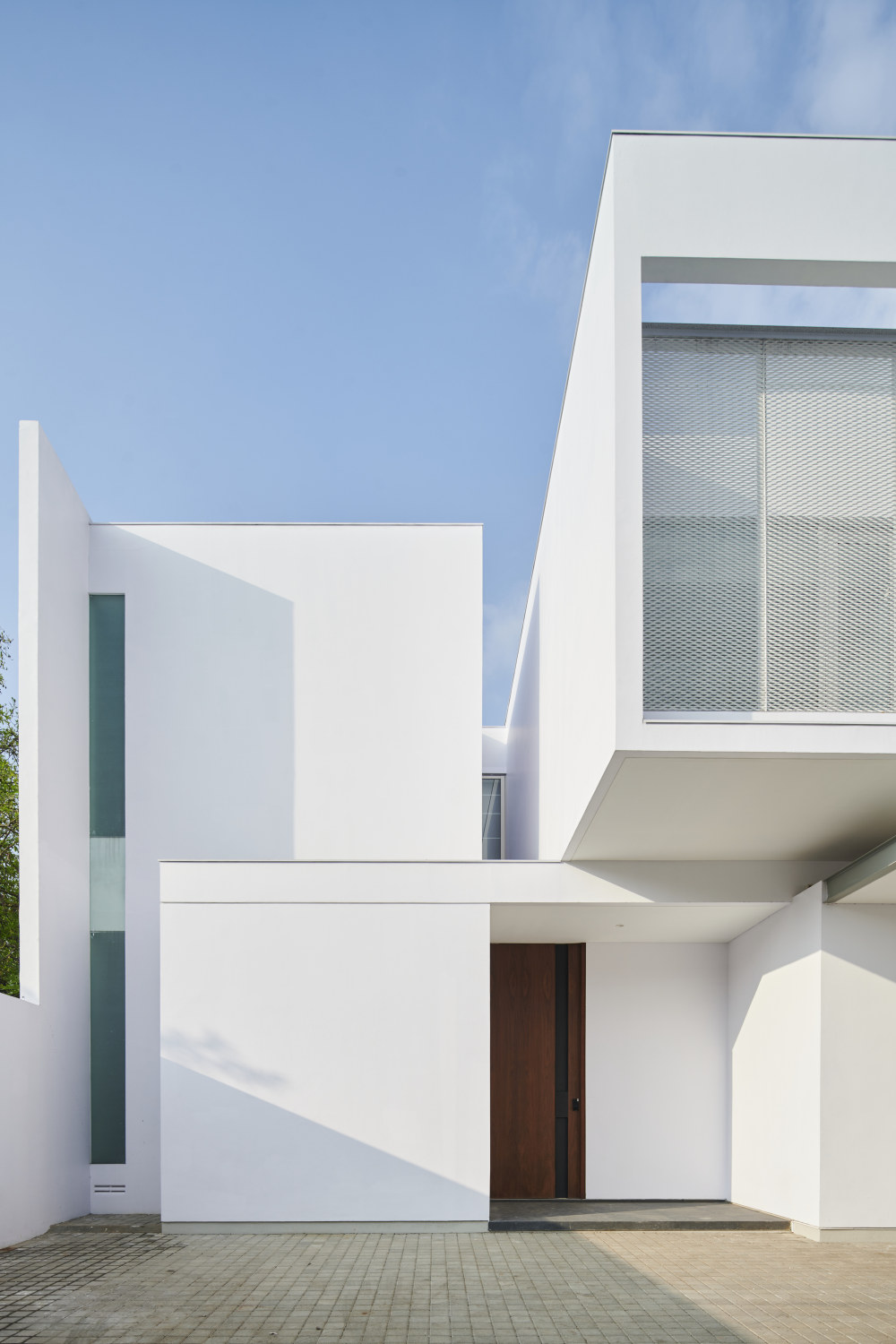 印尼白色简约住宅设计-20