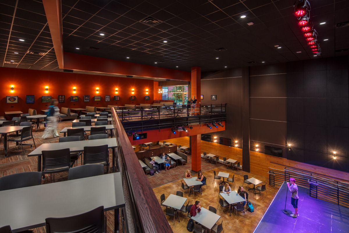 威斯康星大学·拉克罗斯“U”学生联盟中心-12