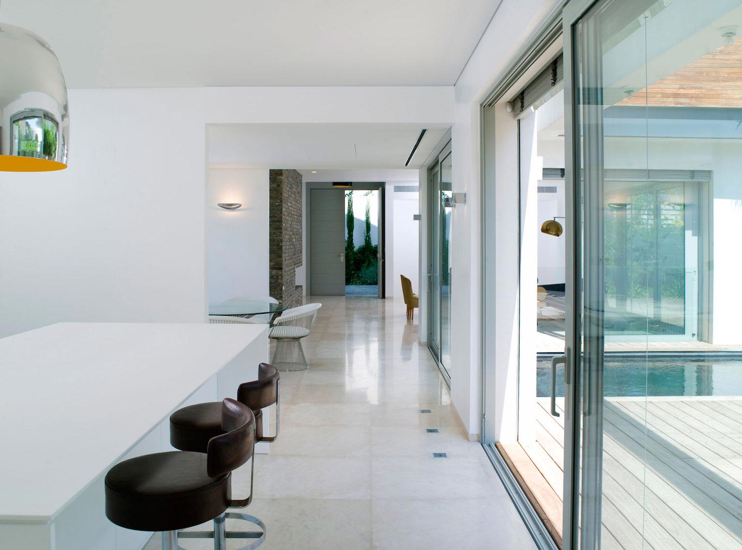 以色列拉马特哈沙龙区的半透明住宅设计-12