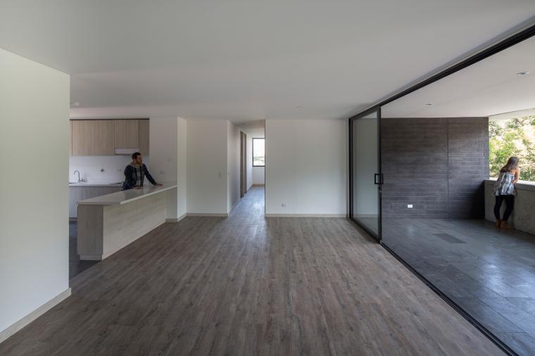 哥伦比亚 Zebrano 公寓楼丨Plan b arquitectos,M+Group-32