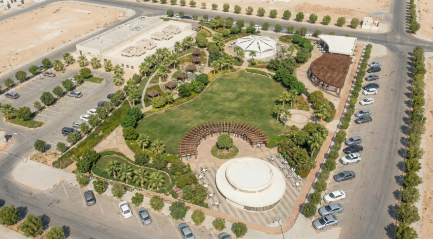 巴塔阿市公园-11