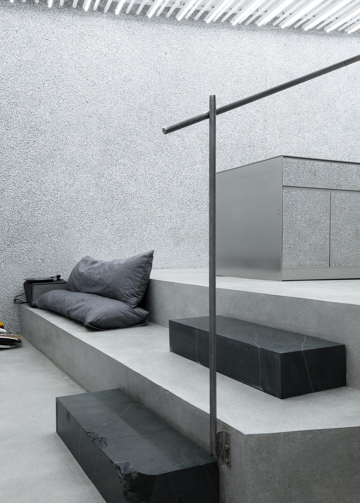 以生命打破沉寂·花艺表达空间“R SOCIETY”丨中国丨0321studio-23