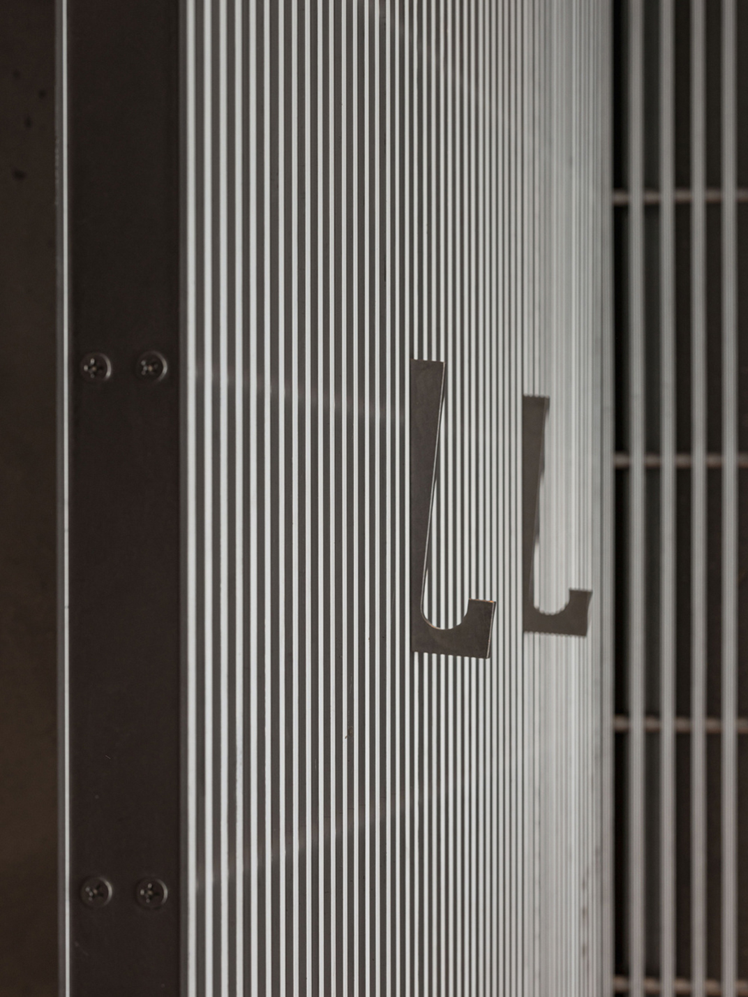 工业风餐厅空间设计PCMC,韩国,首尔 | Designed by oftn studio - 主题餐厅 - 餐厅LOGO-VI空间设计-全球餐饮研究所-20