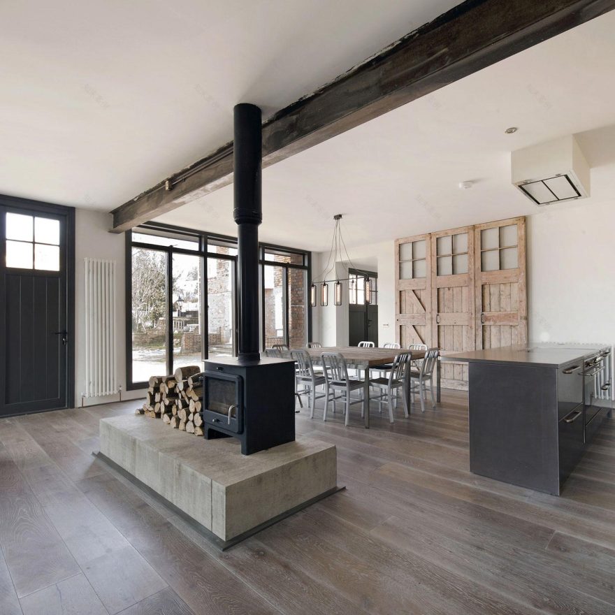 英国 Rye 导管山 70 年代建筑翻新-12