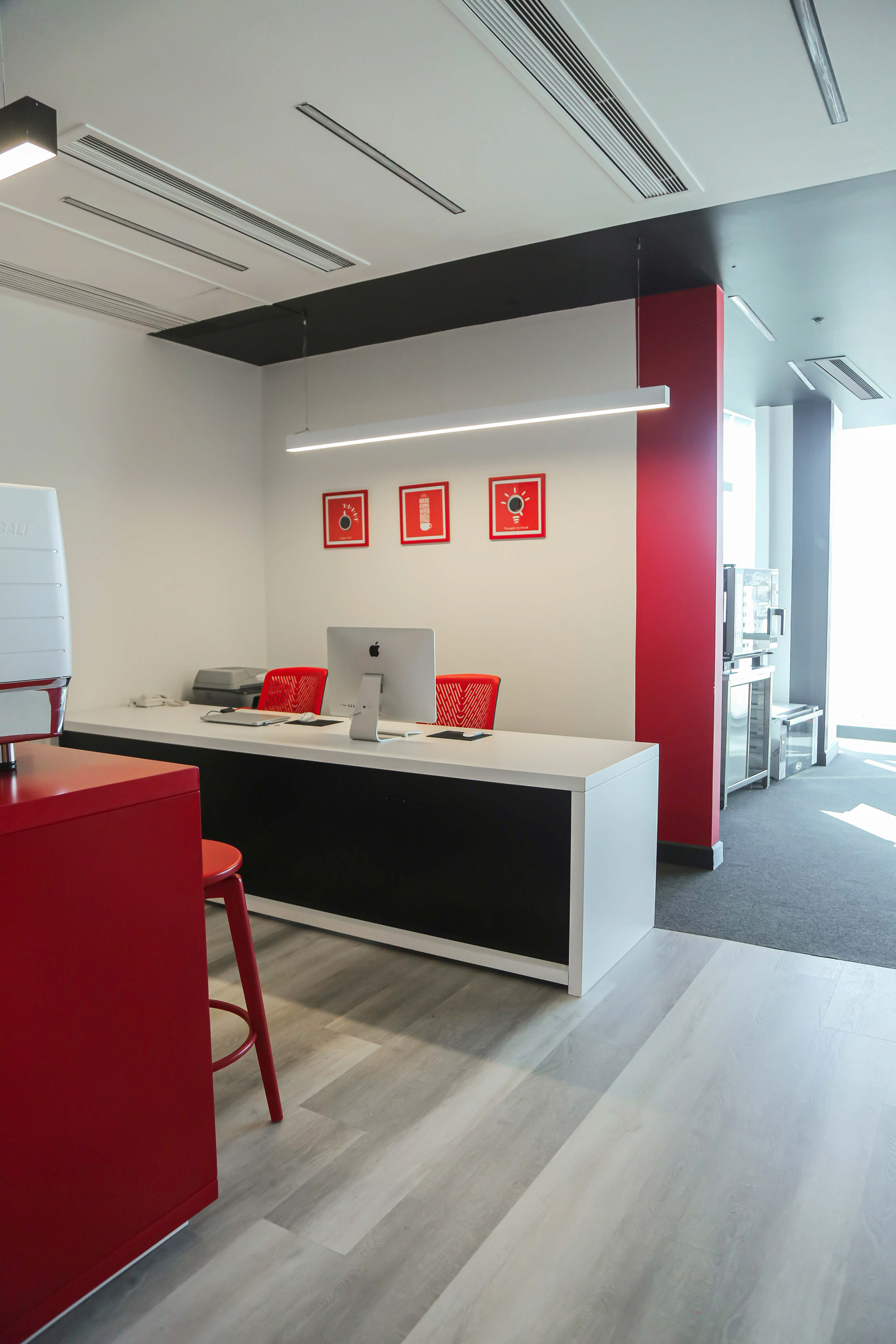 Garnish Red & Black 室内设计丨伊朗-13