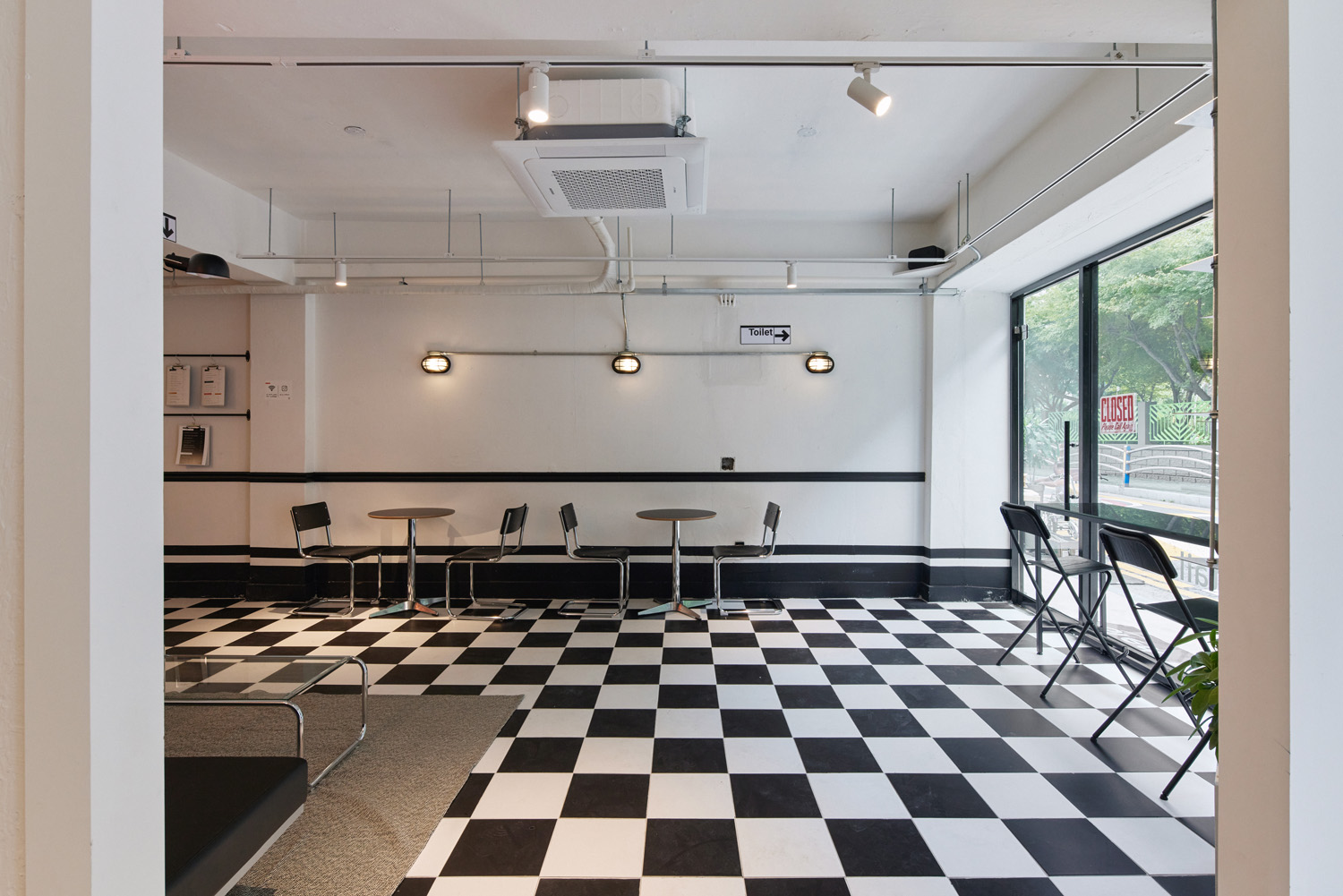 诺尔咖啡 | 极简主义的室内设计之美-8