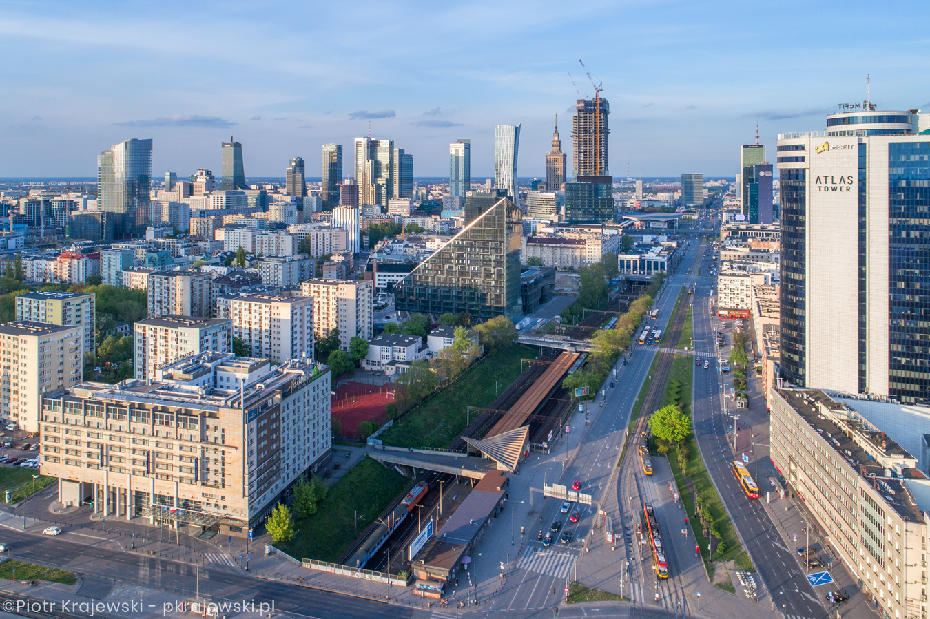 华沙 Chmielna 89 办公室建筑摄影丨波兰华沙-13