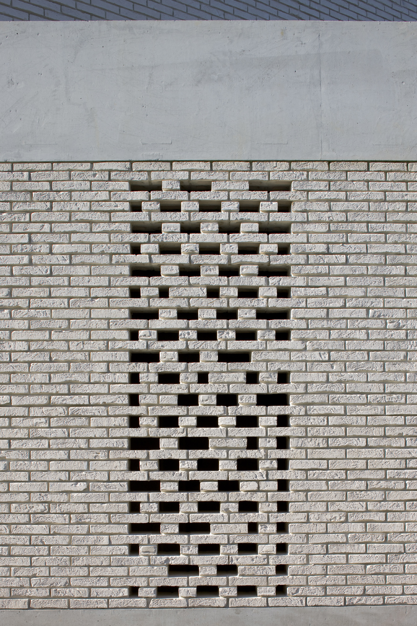 法国卡昂公园服务中心绿色建筑设计-16