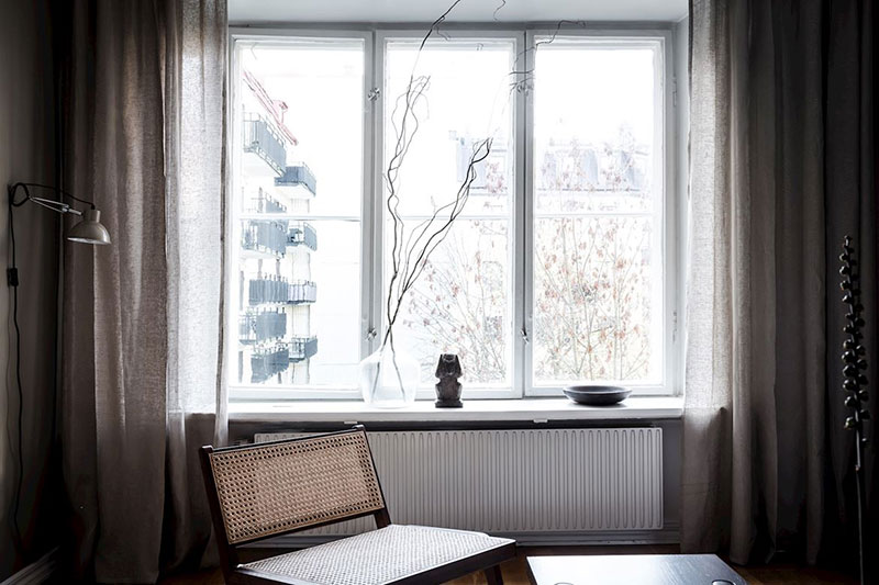 暗色调瑞典小公寓，舒适实用空间利用-9