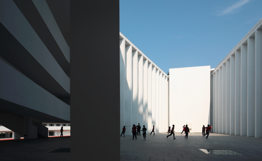 海口寰岛实验学校初中部丨中国海口-101